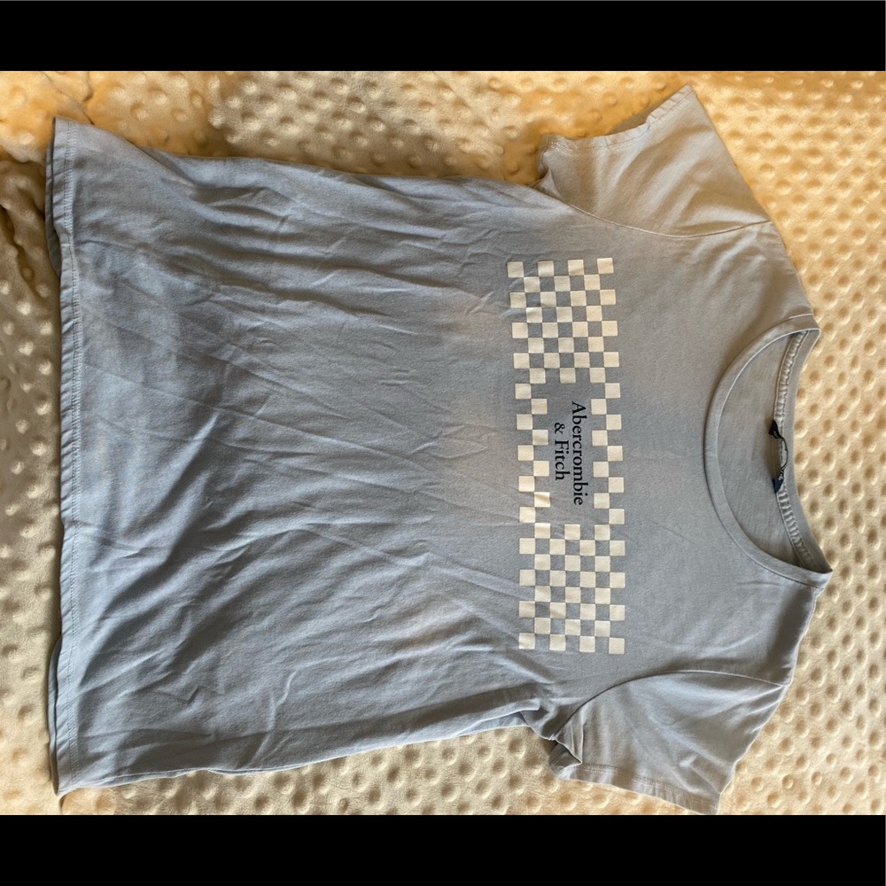 Abercrombie and Fitch short sleeve tee